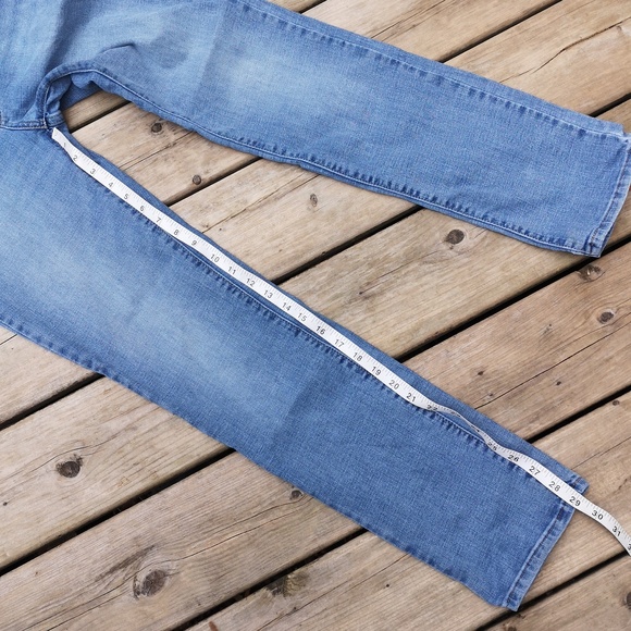 Levi's 712 'slim' jeans - Picture 7 of 9